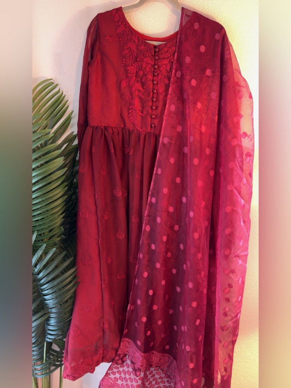 Mannat elegant Red Embroidered Women's frock 3-pcs - Picture 4 of 6